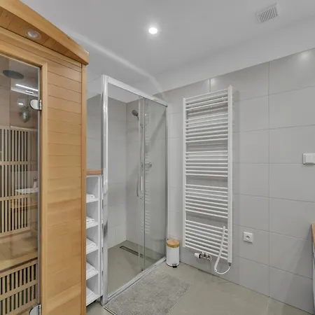 Villa In Krkono E With Sauna And Forest Views