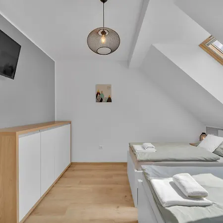 In Krkono E With Sauna And Forest Views Villa Černý Dŭl