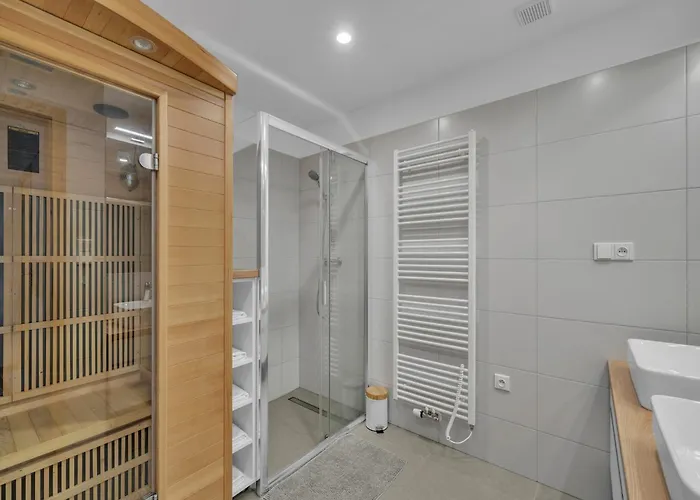 Villa In Krkono E With Sauna&forest Views