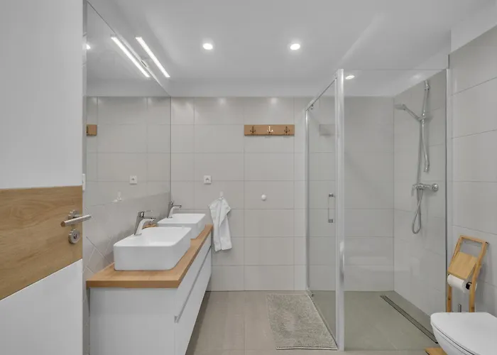 Villa In Krkono E With Sauna And Forest Views *